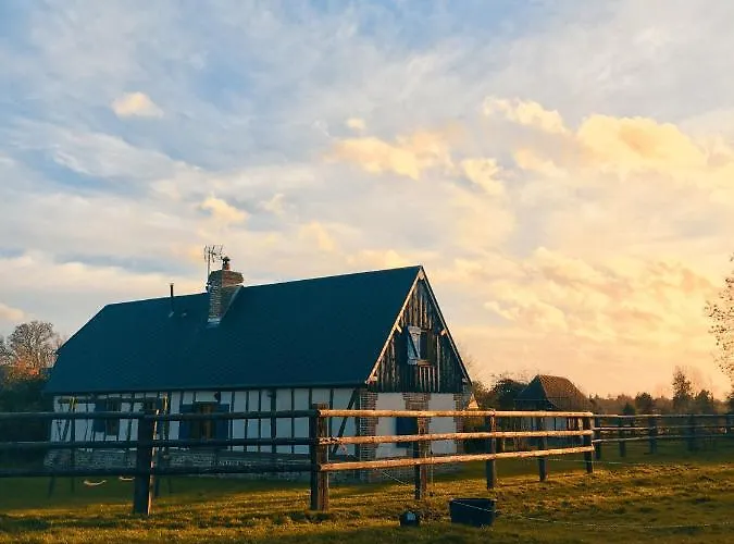 Au Haras Des Arts * Saint-Aubin-de-Bonneval